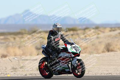 media/Dec-06-2025-CVMA (Sat) [[4a896cc04c]]/Race 8- Formula 40 MW and LW/